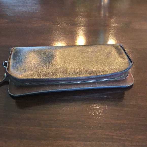 Louis Vuitton wallet - Picture 8 of 9